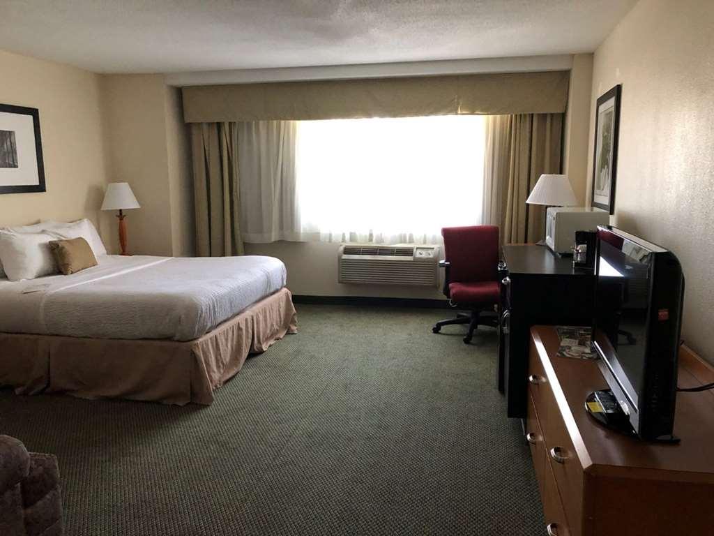 Capital Plaza Hotel Frankfort Room photo